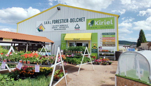 FORESTIER DELCHET - KIRIEL LE-MAYET-DE-MONTAGNE